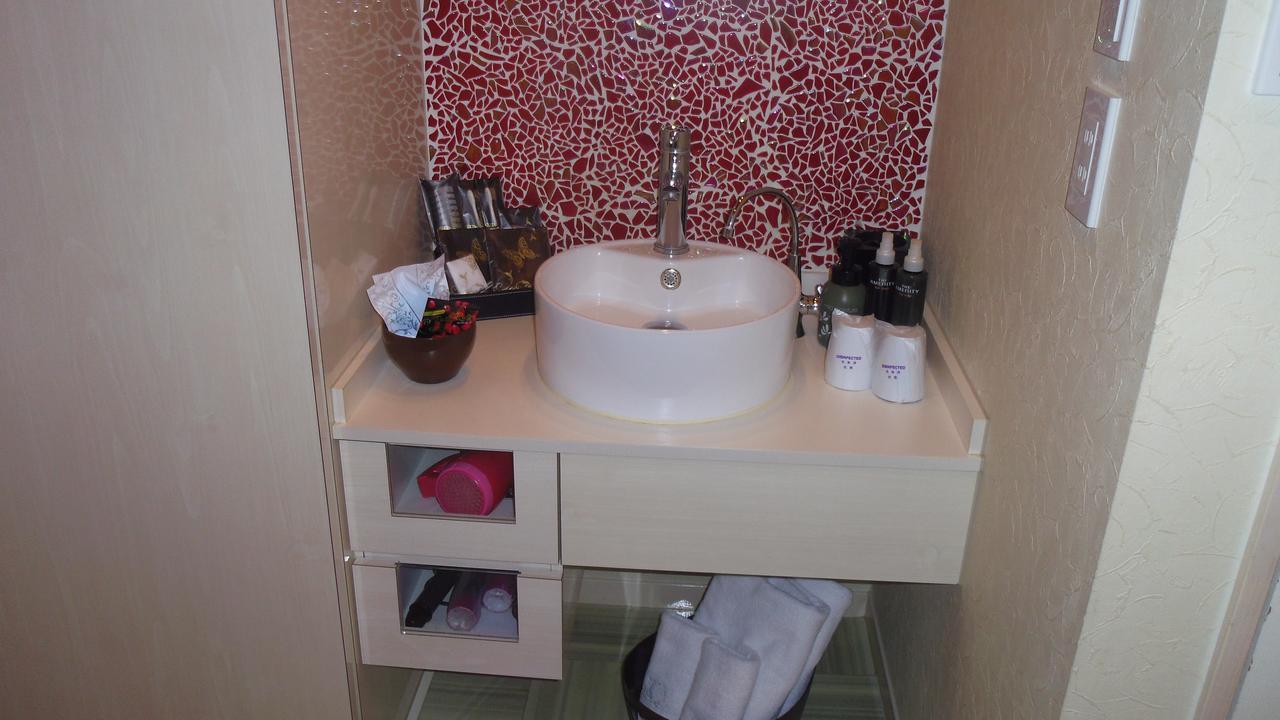 H-Seven Nishikawaguchi (Adults Only) Hotel Екстериор снимка